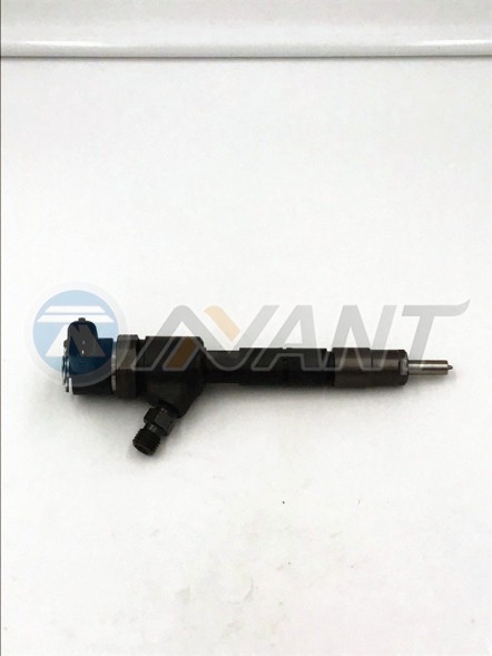 Diesel Fuel Injector Engine Assembly Injection Valves 0445110690