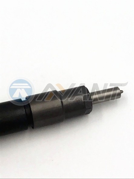 Diesel Fuel Injector Engine Assembly Injection Valves 0445110690