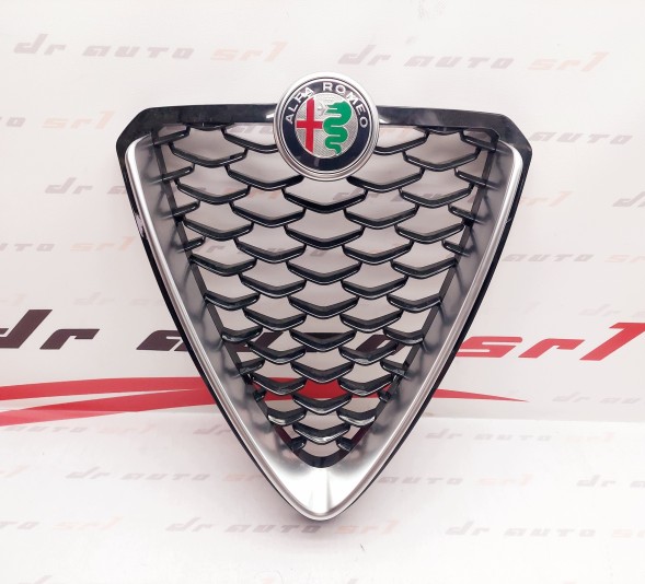 Fiat OE РЕШІТКА РАДІАТОРА ПЕРЕДНЯ SARFTV001 ALFA ROMEO STELVIO
