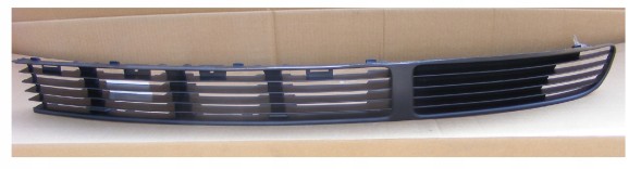 Китай 3B0853678BB41, 3B0 853 677 B41, 3B0 853 677A B41 РЕШІТКА ПЕРЕДНЯ ЛІВА VW Passat B5 1996-2000