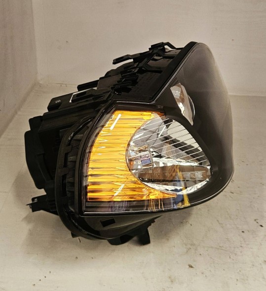BMW OE 1307022387 Оригінальна права ксенонова фара BMW X3 E83 LCI ПОВНА OEM