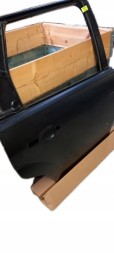Ford OE Задні двері Ford Focus 2005 1505767