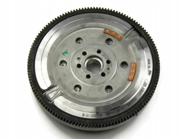 Valeo 836047 Двомасове колесо citroen c4 picasso c5 iii ds5 peugeot 3008 508 1.6 hdi valeo