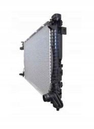Polcar 13K108-3 Водяний кулер audi a6 c8 18 - a7 q7 4k 18 - 3.0 tdi 13k108-3
