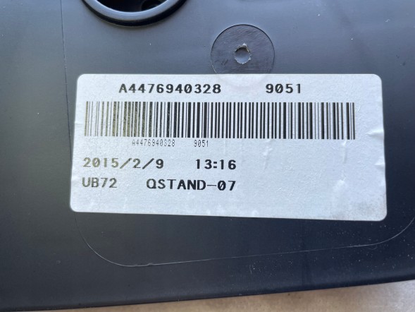 Mercedes-Benz OE A4476940328 4476940328 A 447 694 03 28 LN15531246 osłona listwa blenda vito w447 Mercedes-Benz zamek zamka zamykania klapa poszycie uchwyt НОВА ОРИГ. КРИШКА ЗАДНЬОГО РЕМЕНЯ MERCEDES VITO W447 V-CLASS ЗАДНЯ