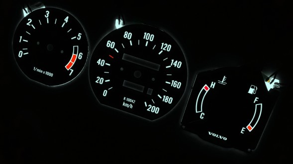 Moman 7440001349495 Диски спідометра Indiglo для Volvo 240 1981-1993