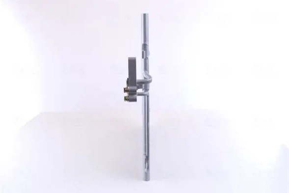 Nissens 940043 Конденсатор радіатора кондиціонування повітря з осушувачем