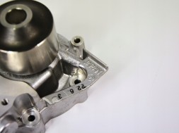 Subaru OE 21111AA260 SUBARU ВОДЯНИЙ НАСОС І КОРОТУН НОВИЙ ОРИГІНАЛЬНИЙ