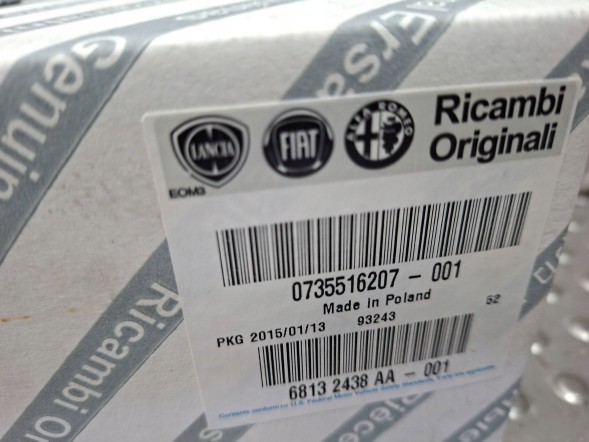Fiat OE S26337863 ХРОМОВАНА НАКЛАДКА КЛАПАНА 0735516207 FIAT 500 2007-