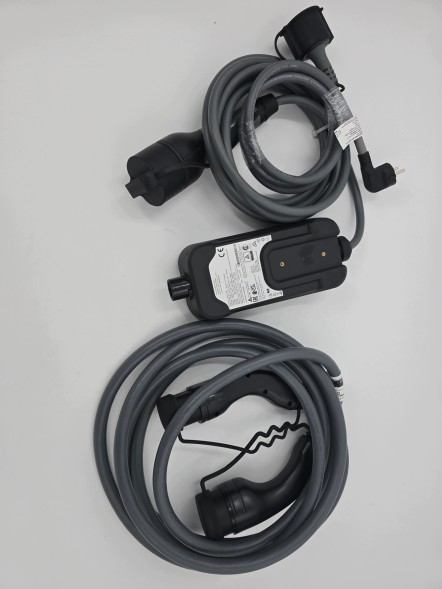 BMW OE 8490536 8490521 7827900 8490509 НОВИЙ ОРИГІНАЛЬНИЙ НАБІР FLEXIBLE FAST CHARGER (MODE3) TYPE 2 8490509 7827900