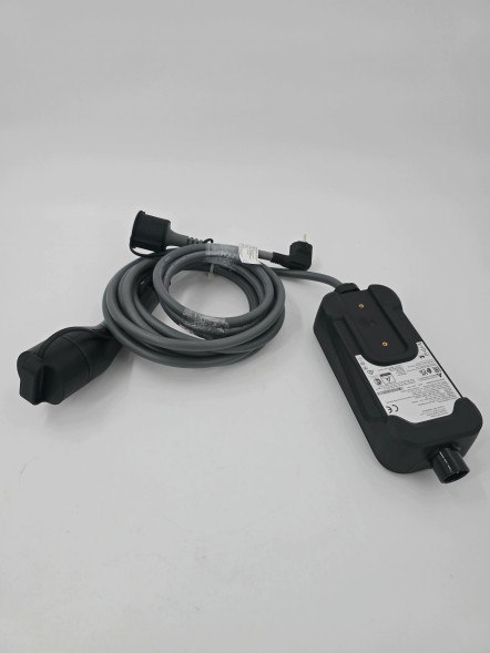 BMW OE 8490536 8490521 7827900 8490509 НОВИЙ ОРИГІНАЛЬНИЙ НАБІР FLEXIBLE FAST CHARGER (MODE3) TYPE 2 8490509 7827900