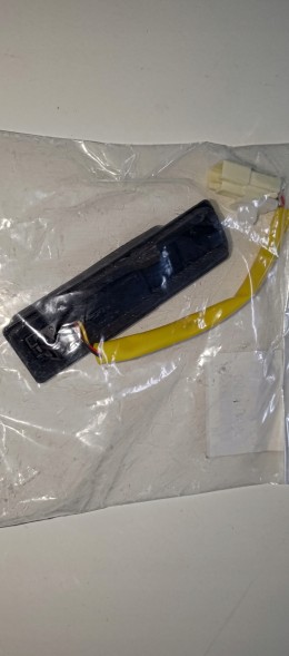 Mitsubishi OE WB/MITSUBISHI ASX KLAMKA PRZYCISK MIKROSTYK KLAPY TYŁ NA KOS KEYLESS MITSUBISHI ASX РУЧКА КНОПКА МІКРОПЕРЕМИКАЧ ЗАДНЬОЇ КРИШКИ KEYLESS