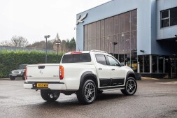 Китай MXCFF-001 Розширювачі крила Mercedes X CITY