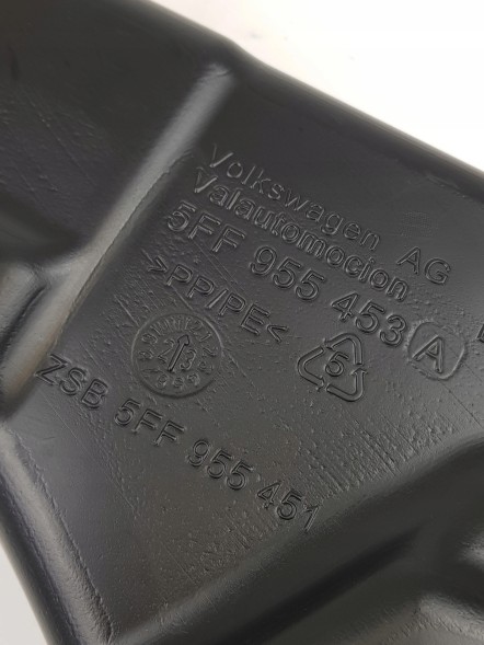 Volkswagen OE 5FF955453A БАЧОК ОМИВАЧА СКЛА VW AUDI CUPRA SEAT 5FF955453