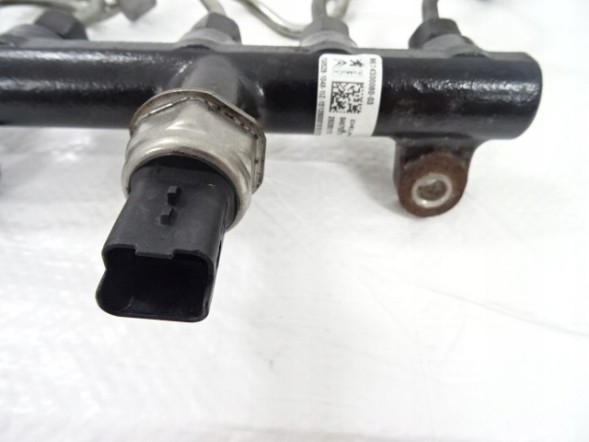 Peugeot OE 9674300080 P48 PEUGEOT 308 II T9 2.0 СИНЯ HDI ІНЖЕКТОРНА ПЛАНКА 9674300080