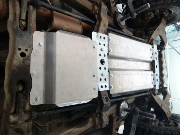 Fabryka4X4 OPD АЛЮМІНІЄВА КРИШКА КОРОБКИ ПЕРЕДАЧ MITSUBISHI PAJERO II (91-99) АВТОМАТ 2.8 Д