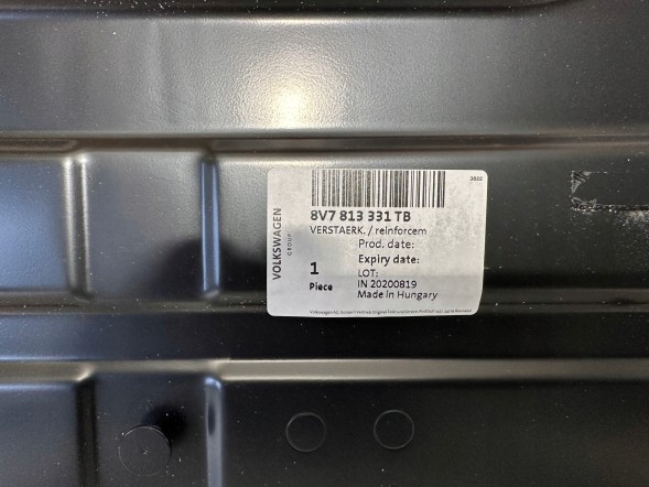 Audi OE Задня панель кузова AUDI A3 8V 5D SPORTBACK HB 8V7813331TB