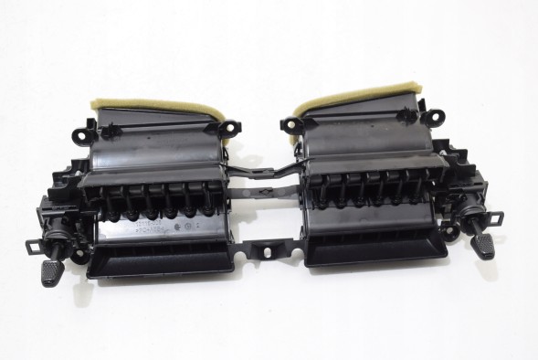 BMW OE 5A8E278 BMW BMW G42 G20 G21 G22 G26 LCI Центральна вентиляційна панель приладової панелі