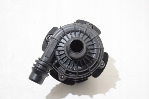 BMW OE 9455038 BMW Pompka Wody BMW 5 G60 7 G70 G45 X5 G05 X6 G06 X7 G07 LCI Електрична помпа водяного охолодження
