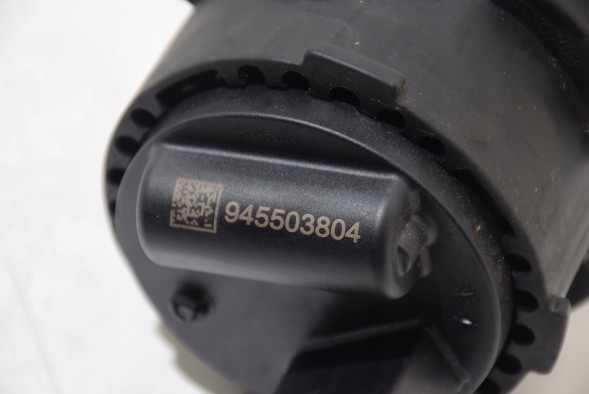 BMW OE 9455038 BMW Pompka Wody BMW 5 G60 7 G70 G45 X5 G05 X6 G06 X7 G07 LCI Електрична помпа водяного охолодження