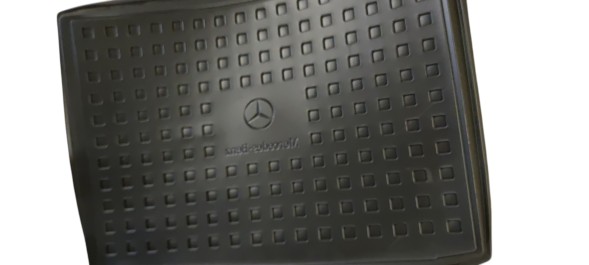 Mercedes-Benz OE a1568140041 1568140041 MERCEDES CLA W117 УНІВЕРСАЛ ГУМОВИЙ КИЛИМОК БАГАЖНИКА A1568140041