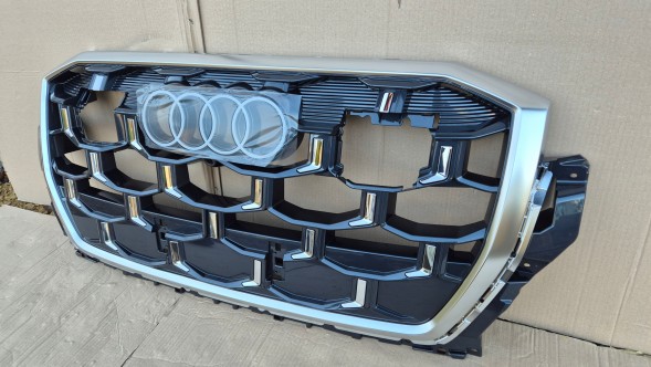 Audi OE GRILL ATRAPA AUDI Q7 4M LIFT 2023- S-LINE CHROM Муляж решітки радіатора GRILL Audi SQ7 Q7 II 4M0 LIFT 23- OE 4M0853651BD ХРОМ НОВИЙ