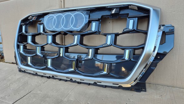 Audi OE GRILL ATRAPA AUDI Q7 4M LIFT 2023- S-LINE CHROM Муляж решітки радіатора GRILL Audi SQ7 Q7 II 4M0 LIFT 23- OE 4M0853651BD ХРОМ НОВИЙ