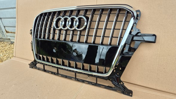 Audi OE GRILL AUDI Q5 8R LIFT 2012-2016 Решітка радіатора GRILL Audi Q5 8R LIFT 12- OE 8R0853651R S БЕЗ ЗНАЧКА ОРИГІНАЛ НОВА