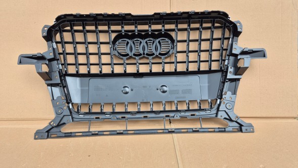 Audi OE GRILL AUDI Q5 8R LIFT 2012-2016 Решітка радіатора GRILL Audi Q5 8R LIFT 12- OE 8R0853651R S БЕЗ ЗНАЧКА ОРИГІНАЛ НОВА