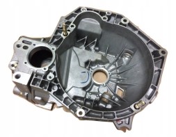 Alfa Romeo OE 46785603 60815780 ALFA ROMEO 147 156 GT КРІШКА ТРАНСМІСІЇ LYBRA