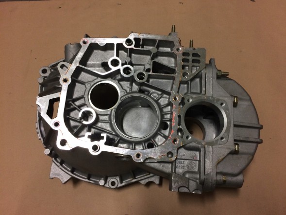 Alfa Romeo OE 46785603 60815780 ALFA ROMEO 147 156 GT КРІШКА ТРАНСМІСІЇ LYBRA