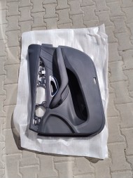 Mercedes-Benz OE ПРАВА ПЕРЕДНЯ ОБЛИЦЯННЯ ДВЕРЕЙ MERCEDES C-КЛАС W205 A2057207429 9H15