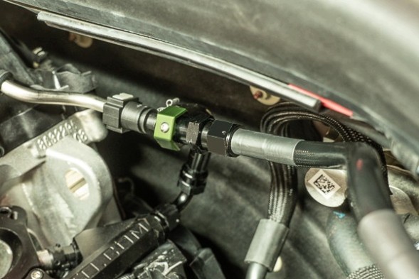 Китай USA-RAD-20-0753-PK Комплект підключення паливної рейки Supra MK5 BMW Z4 Radium Engineering