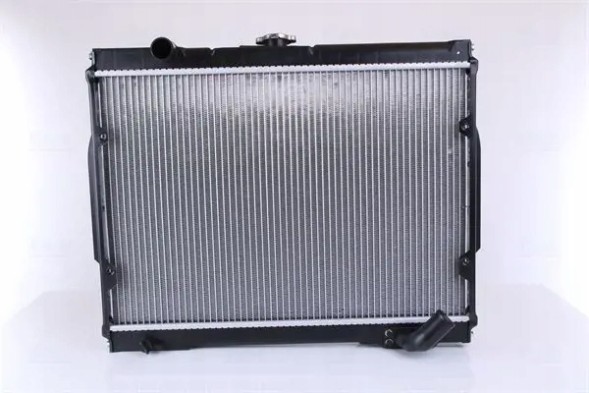 Nissens 68156 Охолоджувач води 68156 nissens mitsubishi