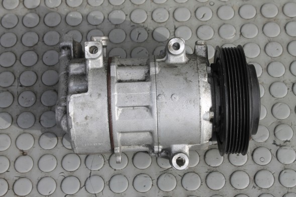 Nissan заводська комплектація 926004EA0A Компресор кондиціонера mahle acp 379 000s