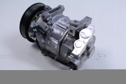 Nissan заводська комплектація 926004EA0A Компресор кондиціонера mahle acp 379 000s