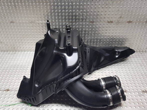 Audi OE S26371065 Корпус повітряного фільтра 4G0133836AF AUDI A6 RS6 4G0 C7 RS7 4G8