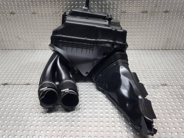 Audi OE S26371065 Корпус повітряного фільтра 4G0133836AF AUDI A6 RS6 4G0 C7 RS7 4G8