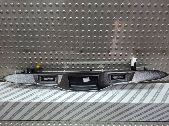 Fiat OE S26337887 ХРОМОВАНА НАКЛАДКА КЛАПАНА 0735516207 FIAT 500 2007-