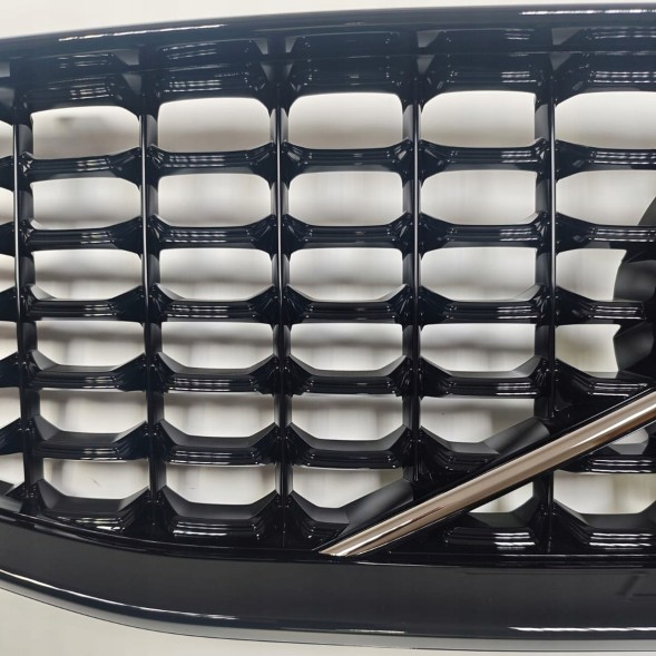 Китай V13874 Муляж передньої решітки R-Design Volvo S60/V60 III 2019+