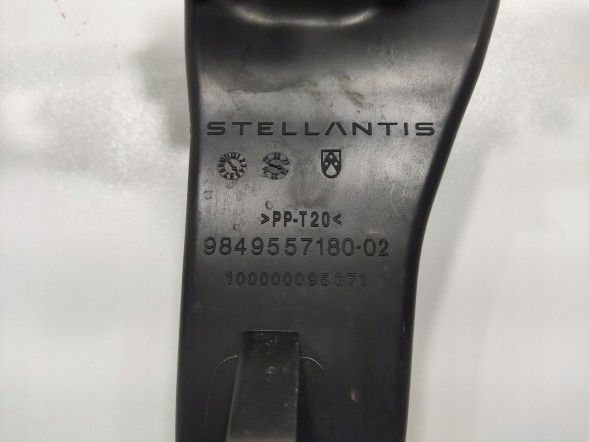 Peugeot OE 9849557180 KIEROWNICA POWIETRZA PEUGEOT 208 II 1.2 THP 2024-2025 LIFT ПОВІТРЯНЕ КЕРМО PEUGEOT 208 II 1.2 THP 2024-2025 ЛІФТ 9849557180