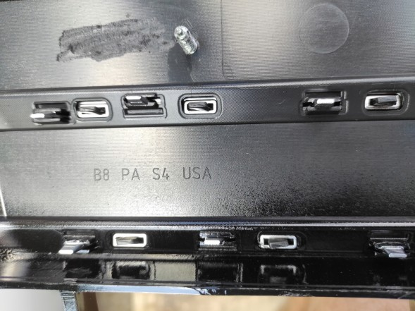Polcar РЕШІТКА РАДІАТОРА (АТРАПА) AUDI S4 B8 LIFT 2012-2015 8K0853651P