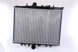 Nissens 61295A Охолоджувач води 61295a nissens citroen peugeot 607