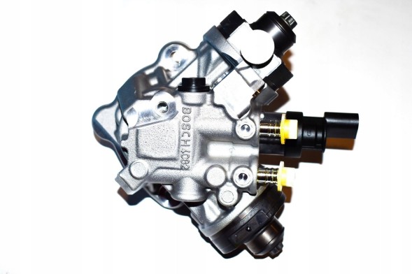 BMW OE 13518597650 Насос високого тиску BMW G05 G06 G07 G11 G12 G30