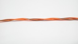 Китай FLRY-B 0,35 brązowo - czarny 100 m ШНУР КАБЕЛЬ FLRY-B 0,35мм2 ПОВОРОТ CAN ЧОРНИЙ 100м