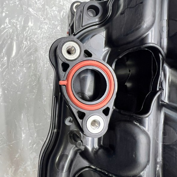 Toyota OE 17101-F3040 89421- 33010 17101-15130 Впускний колектор TOYOTA YARIS IV 1.5 Гібрид 17101-F3060 CROSS оригінал