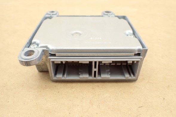 Peugeot OE 1372897080 626233900C 1383824080 FIAT FIORINO NEMO QUBO 1372897080 MODUŁ CENTRALKA AIR BAG PODUSZEK KOMPUTER OEM FIAT FIORINO NEMO QUBO 1372897080 БЛОК КЕРУВАННЯ AIRBAG ПОДУШОК БЕЗПЕКИ КОМП'ЮТЕР