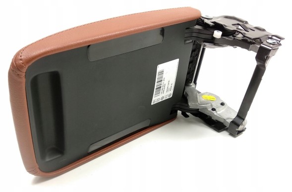 Volkswagen OE 1K0864207E, DWP477474OE Підлокітник VW Golf VII 1K0864207E