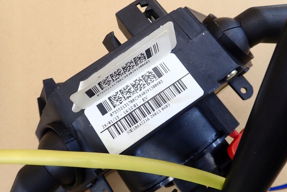 Fiat OE 07355213170 735521317 735445041 735597699 PRZEŁĄCZNIK ZESPOLONY MANETKA ŚWIATEŁ KIERUNKOWSKAZÓW FIAT GRANDE PUNTO Перемикач комбінований (мультируль) для покажчиків повороту FIAT GRANDE PUNTO EVO