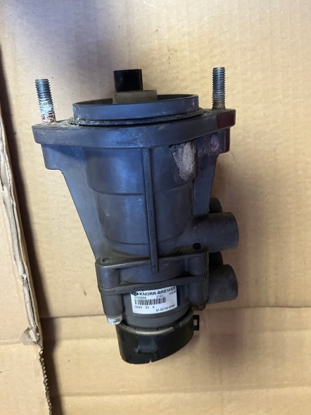 Knorr-Bremse 81521306298 Головний клапан гальма knorr man tga tgs tgx k039569 81521306298